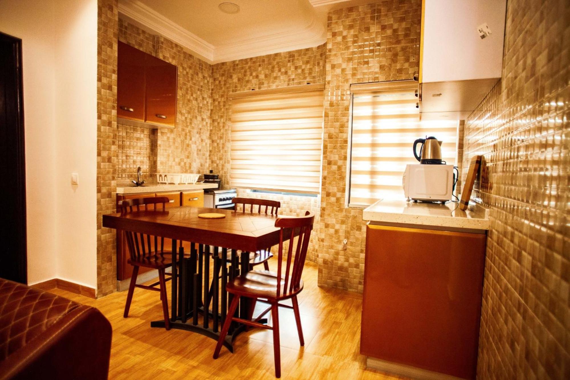 Les Ombrelles Appart'Hotel 코토누 외부 사진