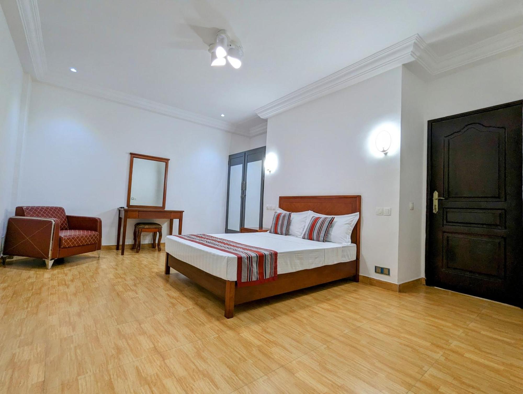 Les Ombrelles Appart'Hotel 코토누 외부 사진