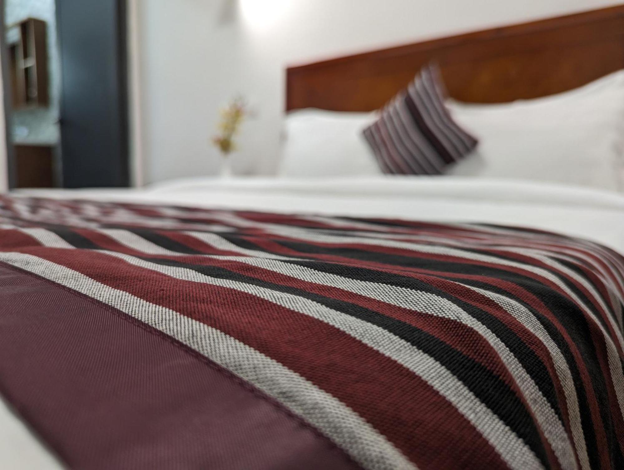 Les Ombrelles Appart'Hotel 코토누 외부 사진